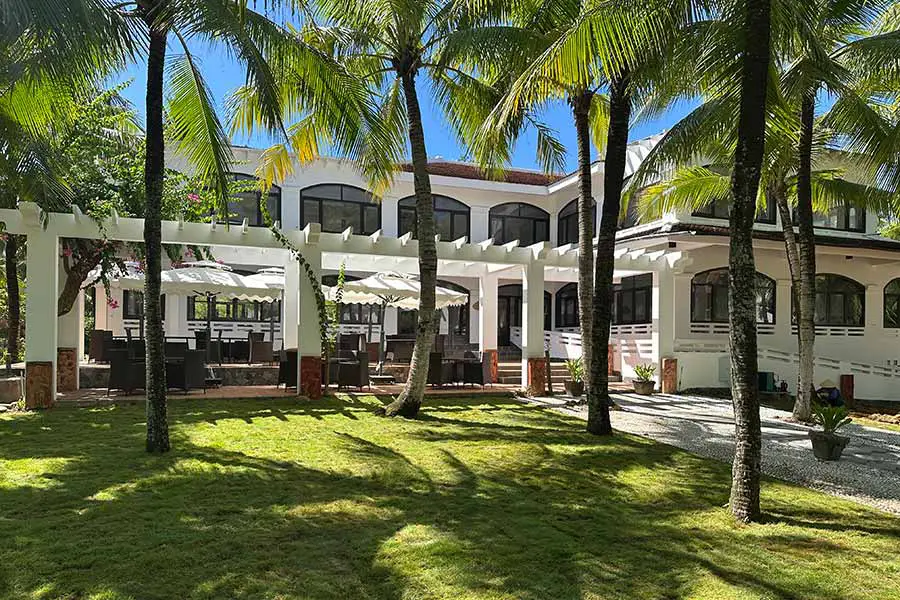 gardens rmh le belhamy beach resort